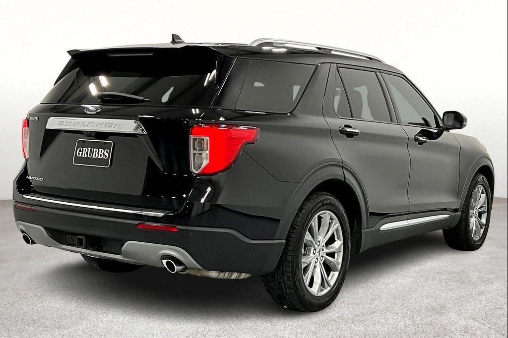 used 2022 Ford Explorer car, priced at $29,000