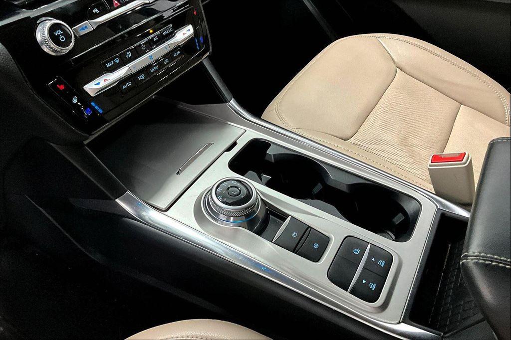 used 2022 Ford Explorer car, priced at $29,000