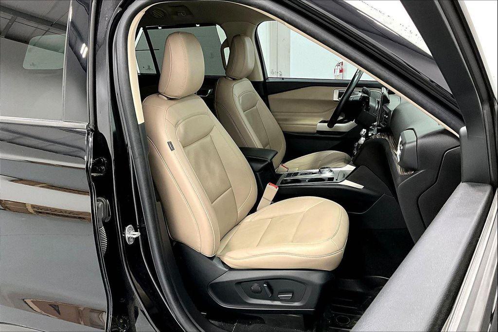 used 2022 Ford Explorer car, priced at $29,000
