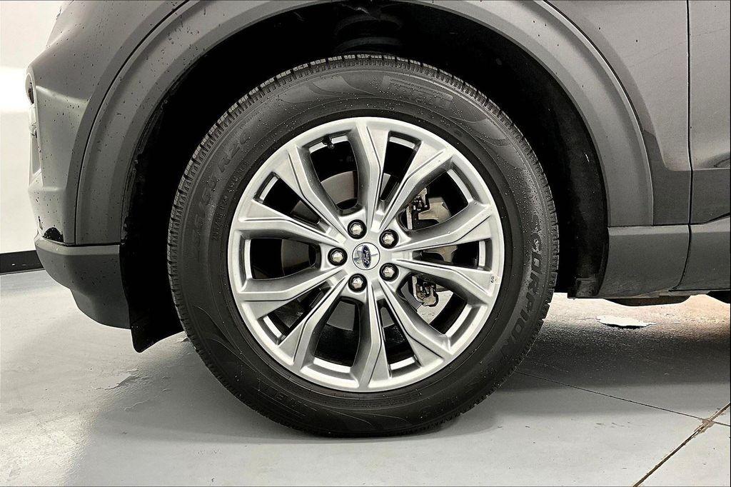 used 2022 Ford Explorer car, priced at $29,000