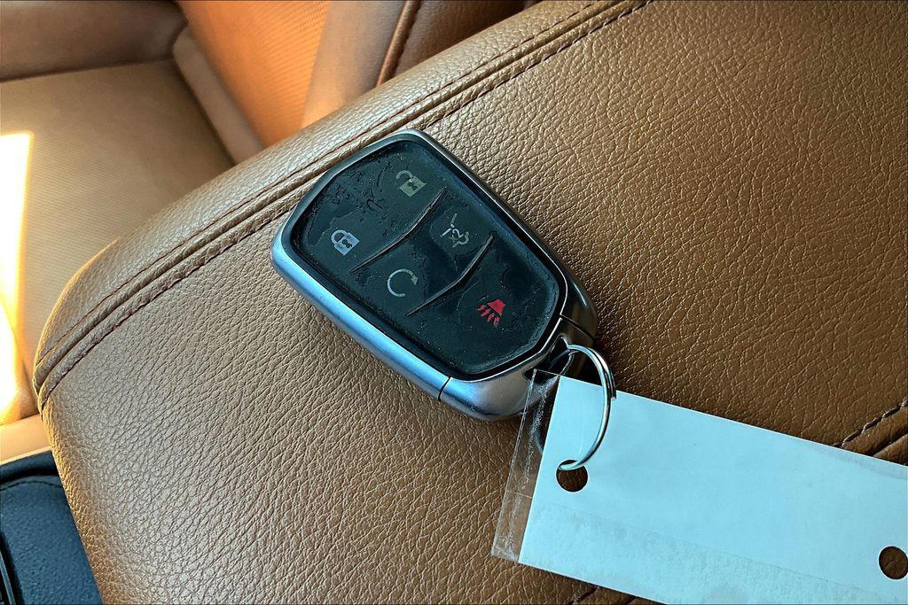 used 2021 Cadillac XT4 car, priced at $22,000