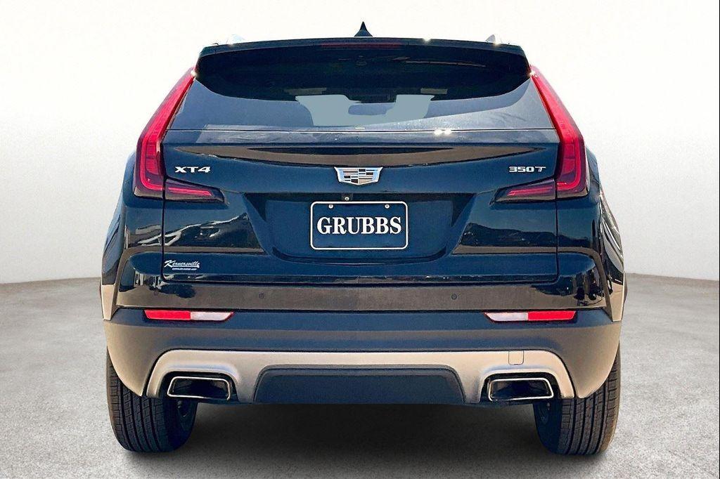 used 2021 Cadillac XT4 car, priced at $23,000
