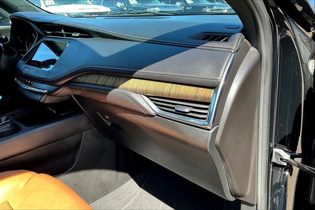 used 2021 Cadillac XT4 car, priced at $23,000