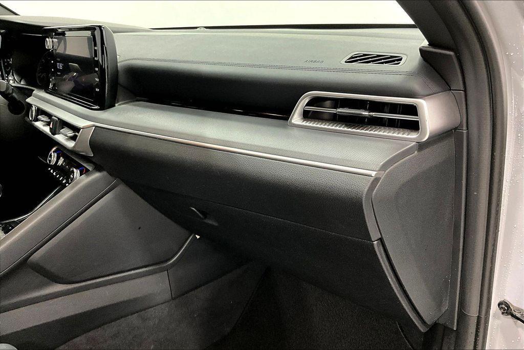 used 2024 Kia K5 car, priced at $25,000