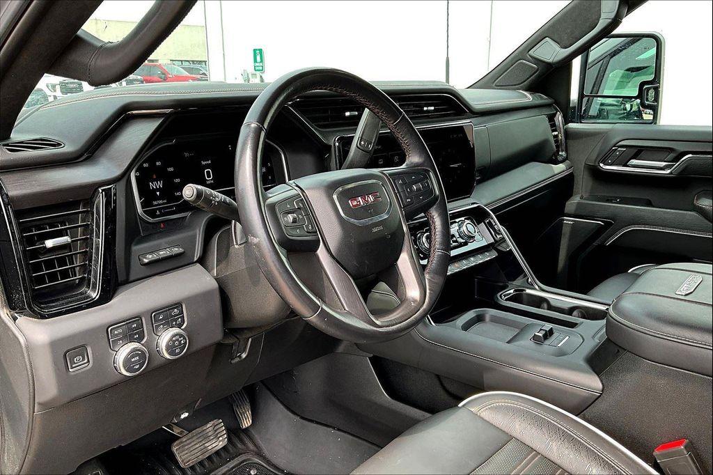 used 2024 GMC Sierra 2500 car, priced at $79,000