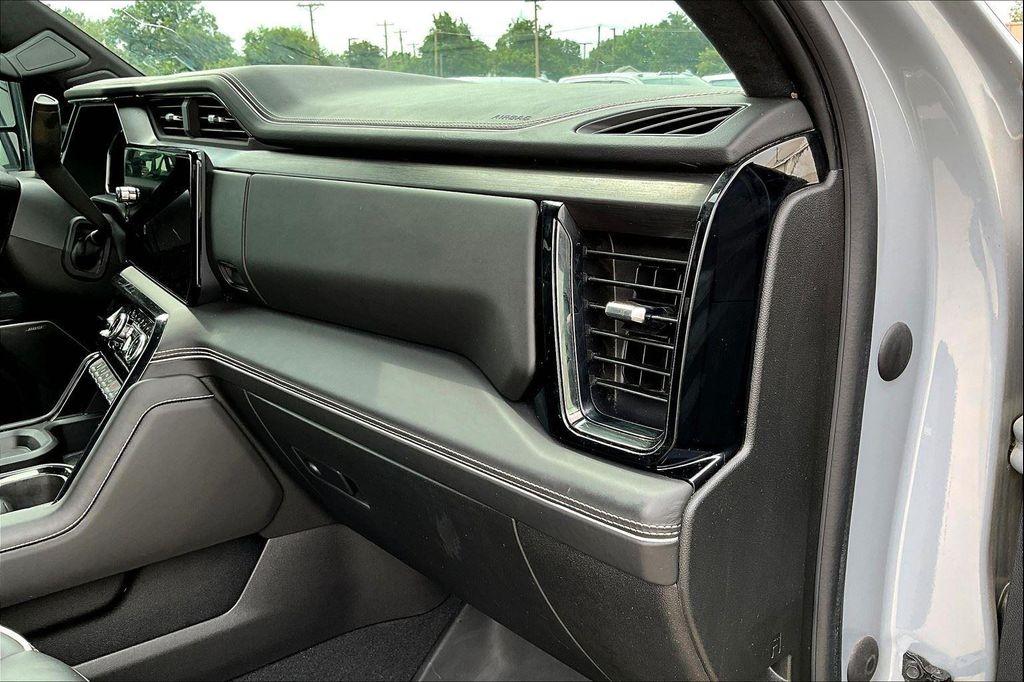 used 2024 GMC Sierra 2500 car, priced at $79,000