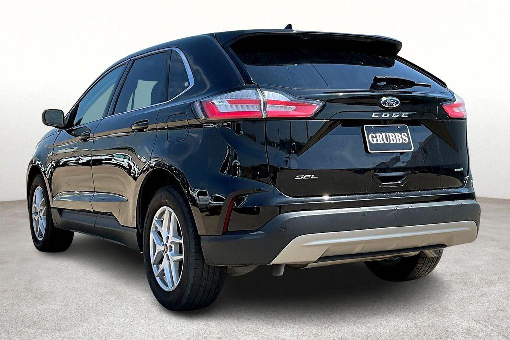 used 2024 Ford Edge car, priced at $24,900