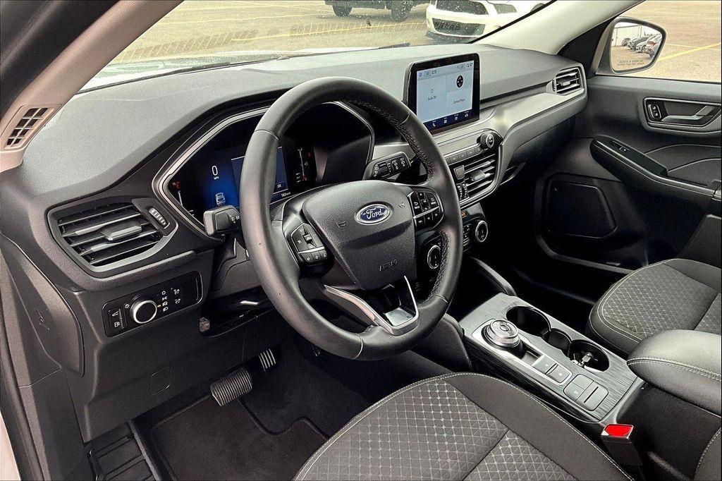 used 2023 Ford Escape car, priced at $21,750