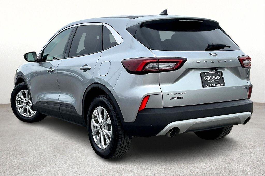 used 2023 Ford Escape car, priced at $21,750