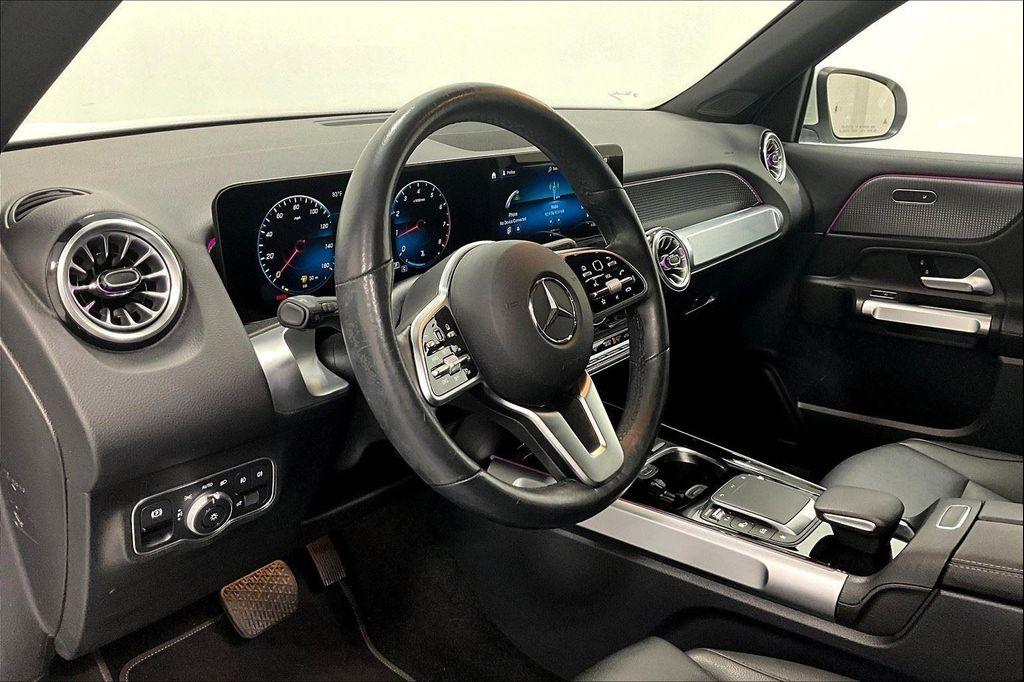 used 2022 Mercedes-Benz GLB 250 car, priced at $29,000