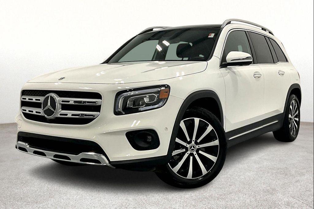 used 2022 Mercedes-Benz GLB 250 car, priced at $29,000