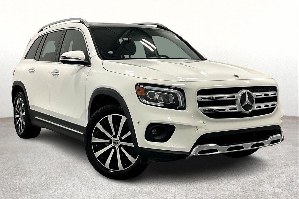 used 2022 Mercedes-Benz GLB 250 car, priced at $29,000