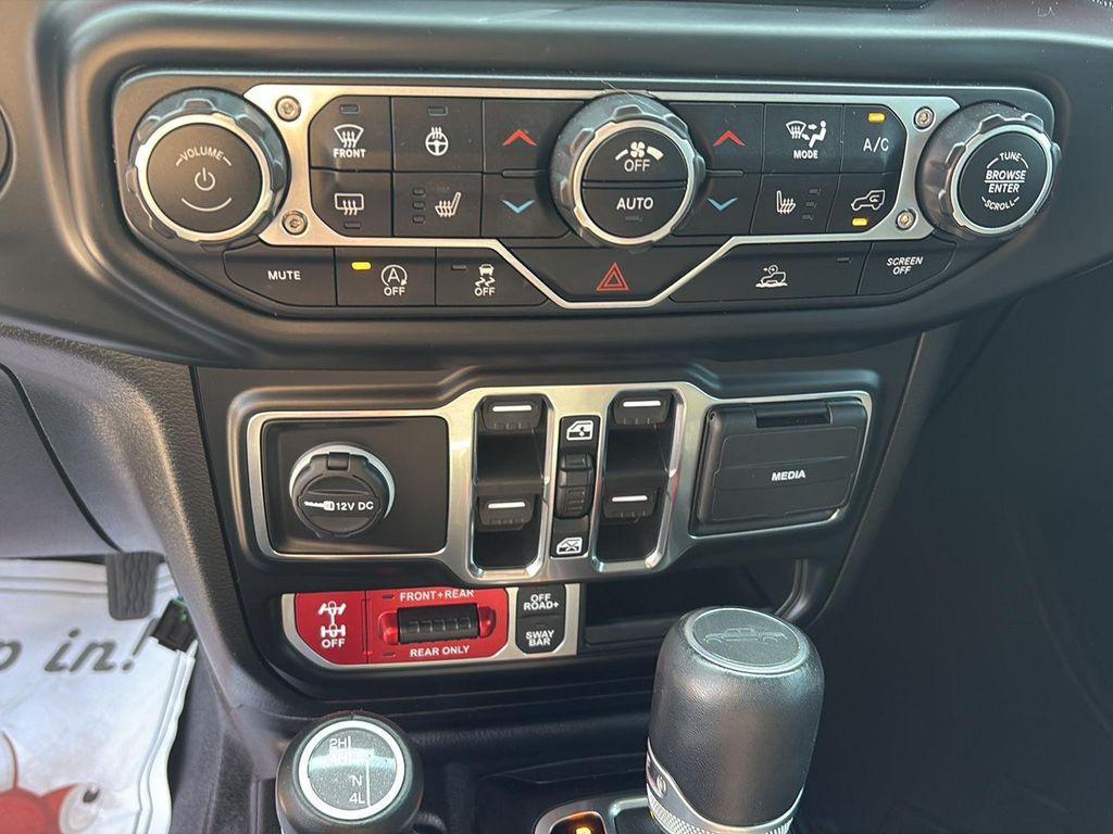 used 2022 Jeep Gladiator car