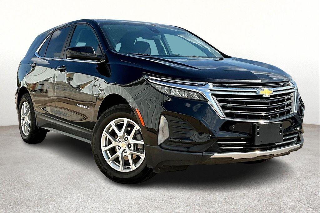used 2023 Chevrolet Equinox car, priced at $22,000