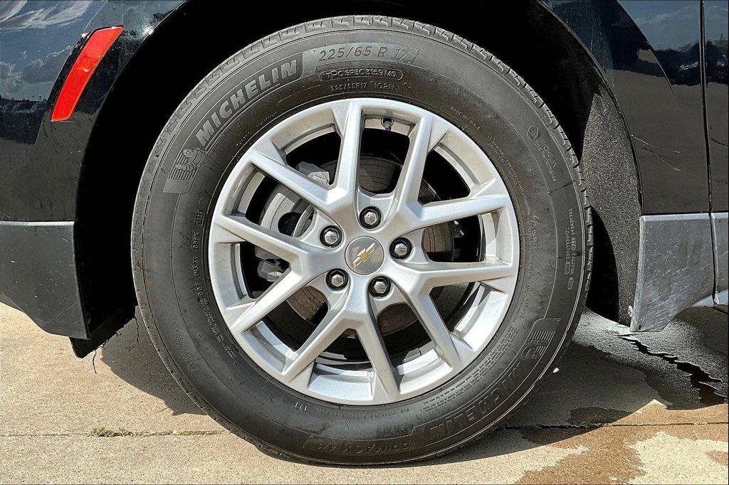 used 2023 Chevrolet Equinox car, priced at $22,000
