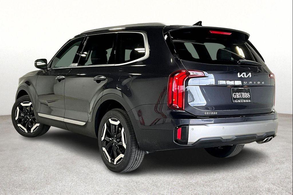new 2025 Kia Telluride car, priced at $38,780