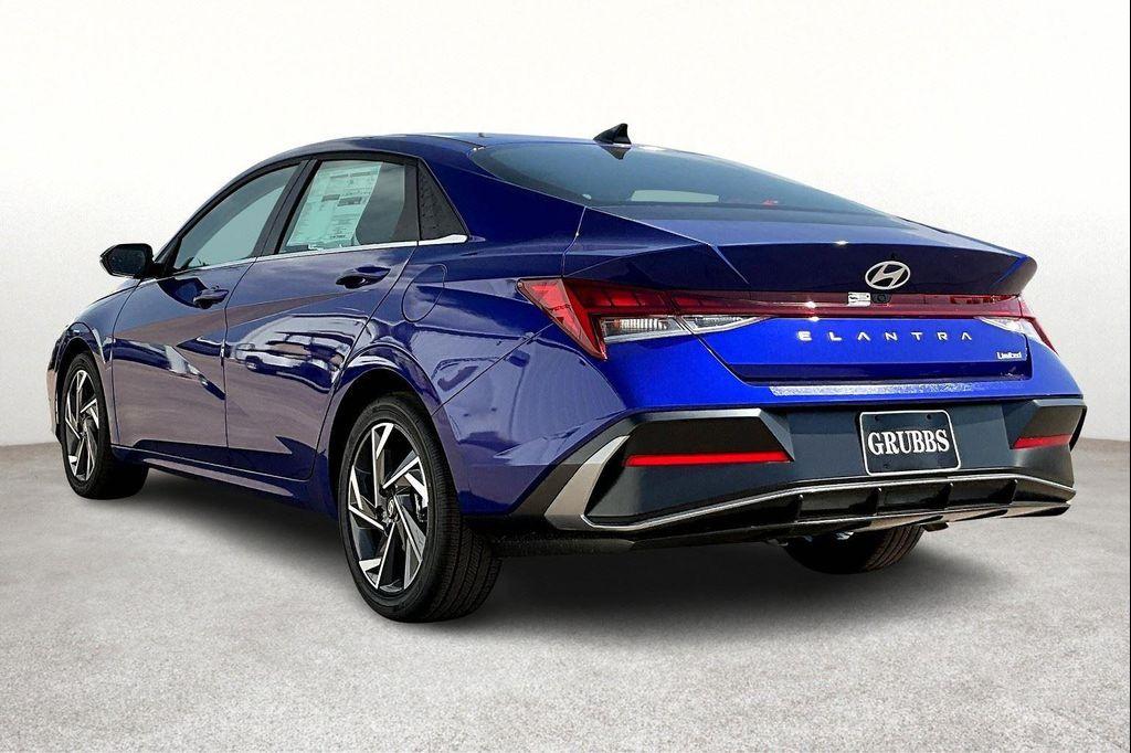 new 2025 Hyundai Elantra car, priced at $26,310