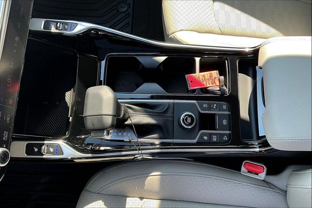 new 2026 Kia Sorento car, priced at $44,560