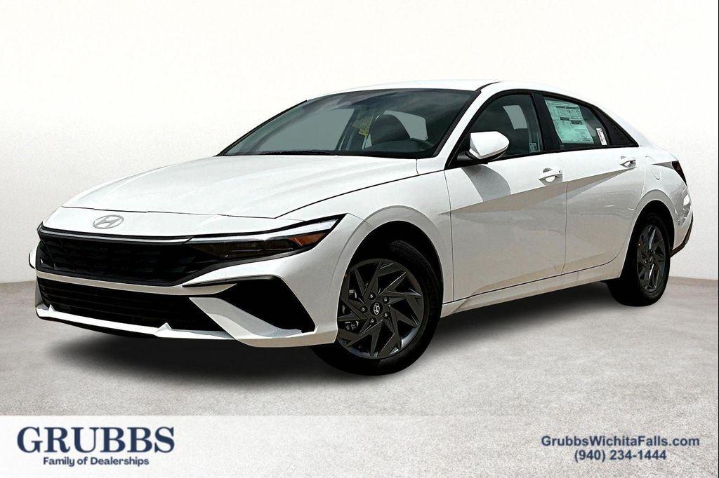 new 2025 Hyundai ELANTRA HEV car, priced at $26,934