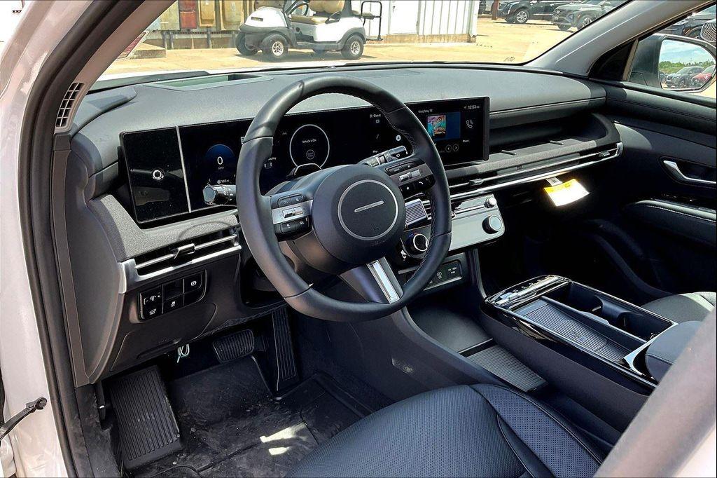 new 2025 Hyundai Tucson car, priced at $38,990