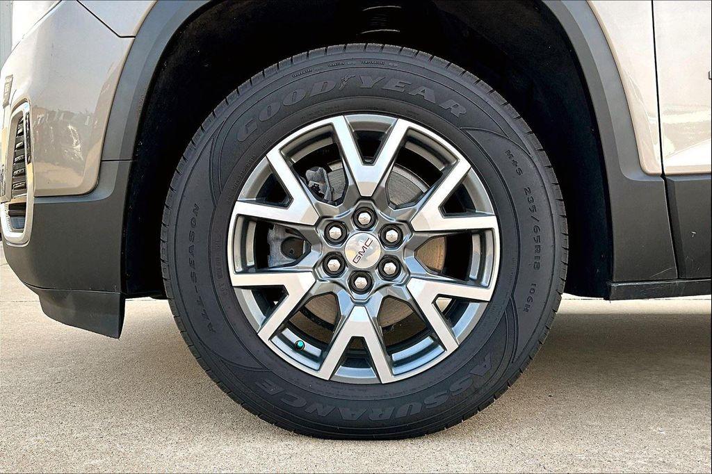 used 2023 GMC Acadia car, priced at $29,000