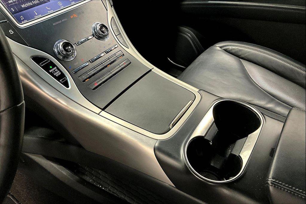 used 2020 Lincoln Nautilus car, priced at $26,000