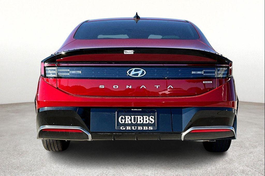 new 2025 Hyundai Sonata Hybrid car, priced at $32,495