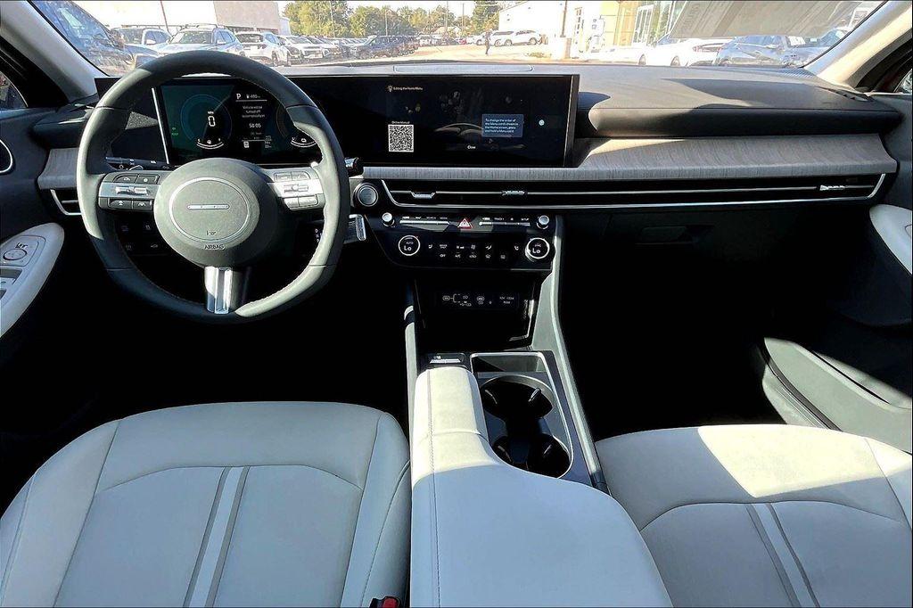 new 2025 Hyundai Sonata Hybrid car, priced at $32,495