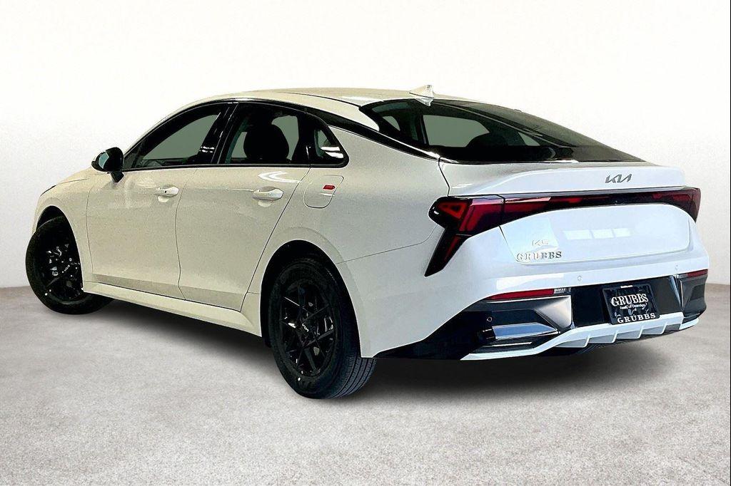 new 2026 Kia K5 car, priced at $28,060