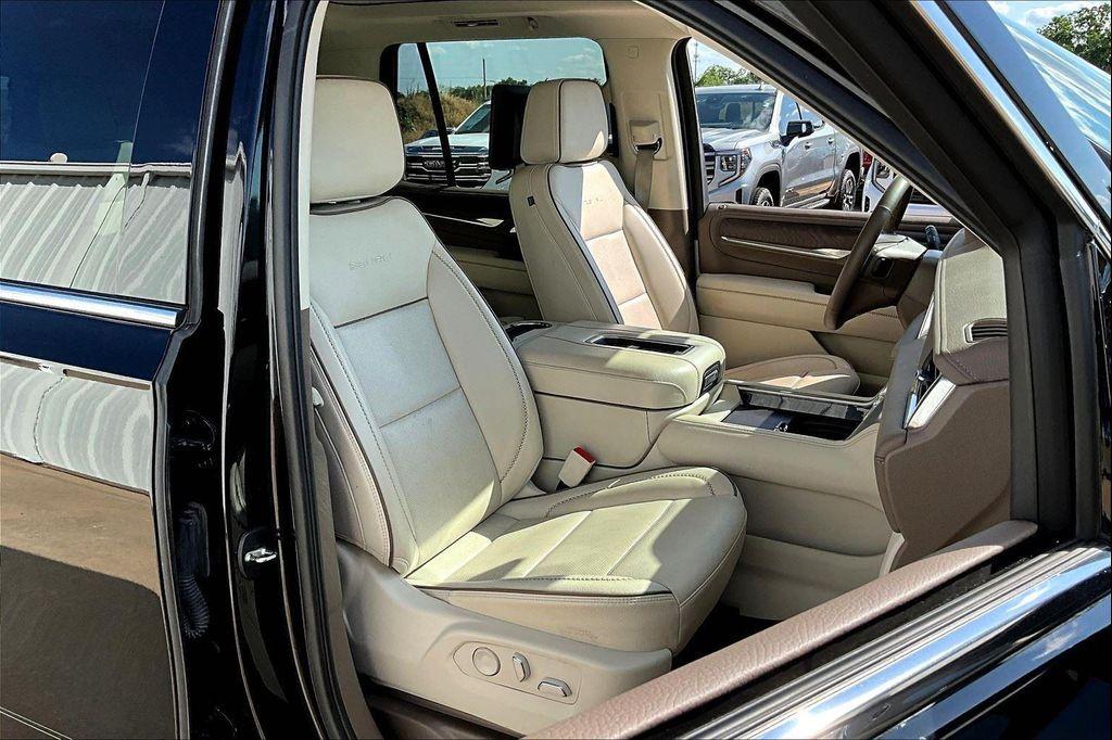 used 2023 GMC Yukon car, priced at $52,000
