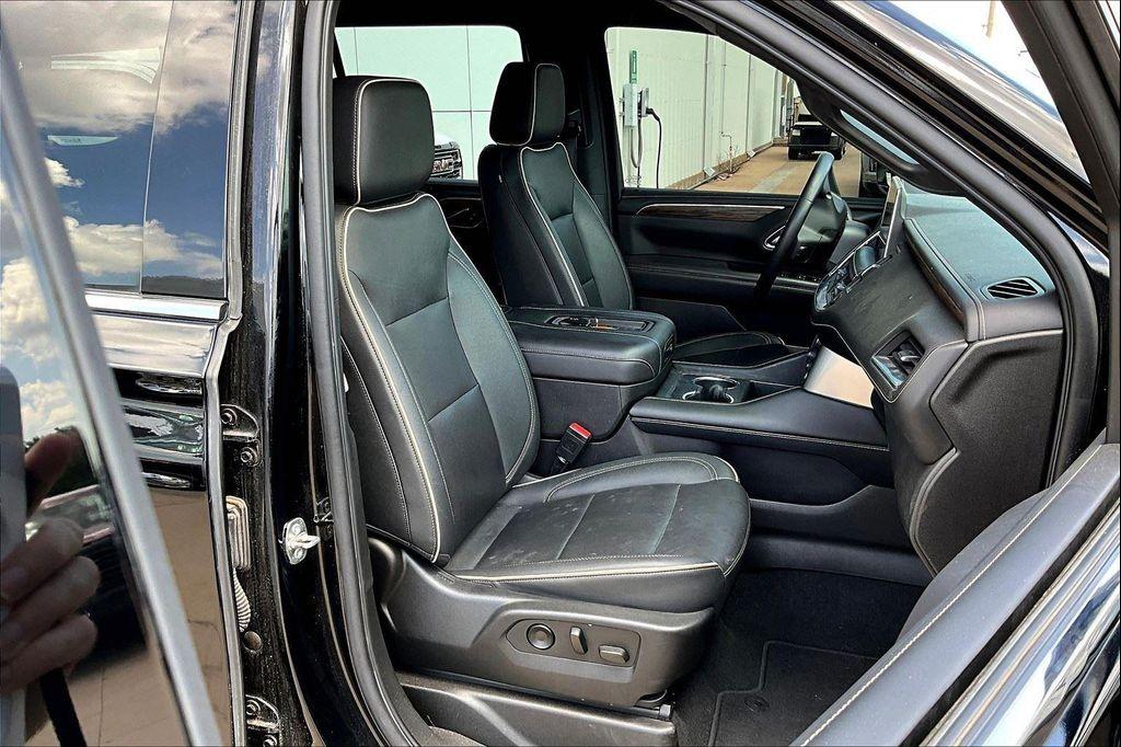 used 2022 Chevrolet Tahoe car, priced at $52,000