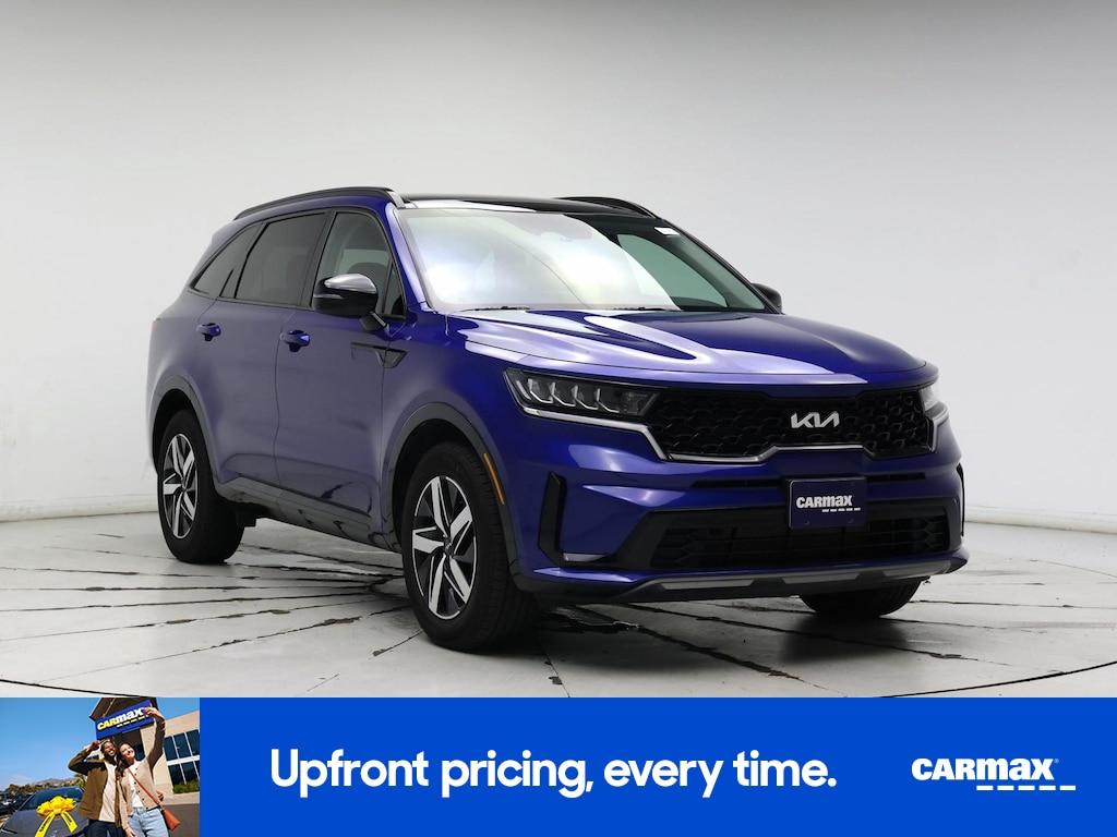 used 2023 Kia Sorento car, priced at $28,998