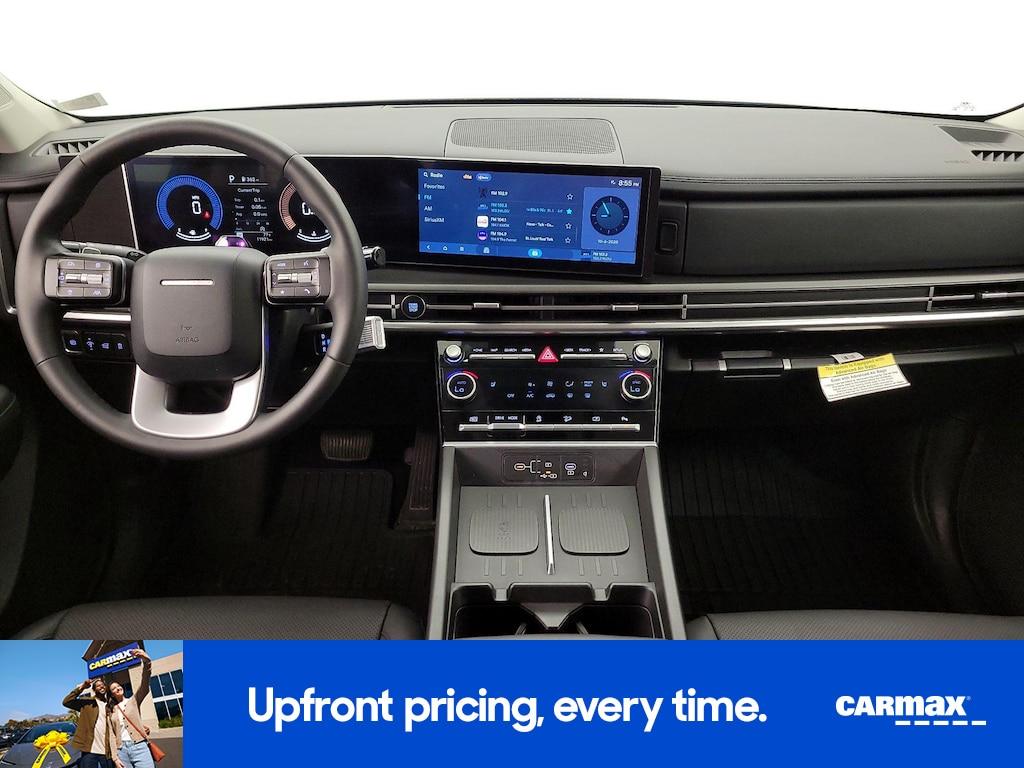 used 2024 Hyundai Santa Fe car, priced at $33,998