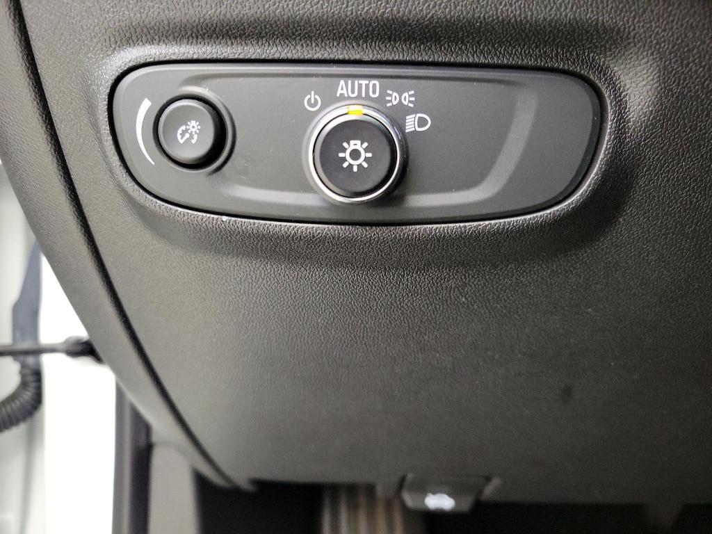 used 2022 Chevrolet Equinox car, priced at $19,998