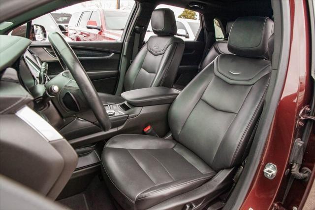used 2023 Cadillac XT5 car, priced at $31,499