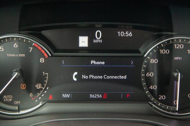 used 2023 Cadillac XT5 car, priced at $31,499