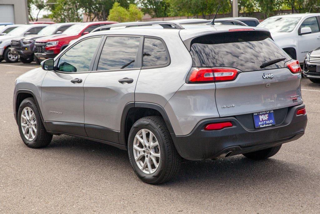 used 2016 Jeep Cherokee car, priced at $13,950