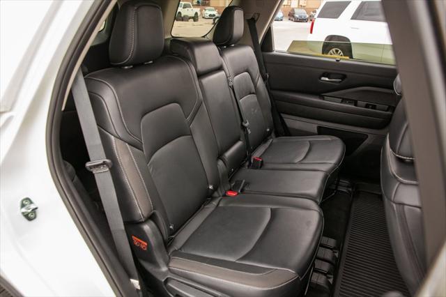 used 2024 Nissan Pathfinder car, priced at $38,950