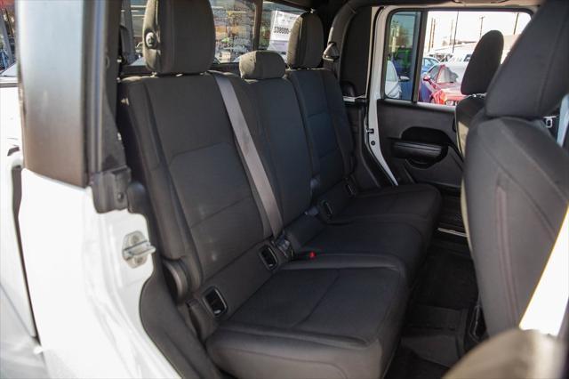 used 2022 Jeep Gladiator car, priced at $30,499