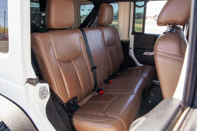 used 2015 Jeep Wrangler Unlimited car, priced at $22,950