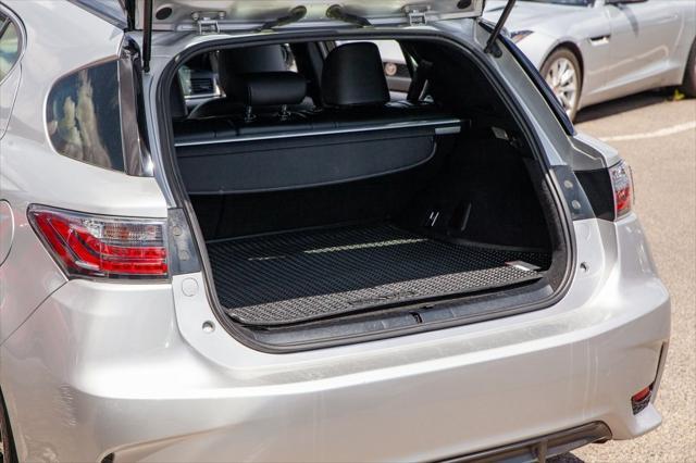 used 2015 Lexus CT 200h car, priced at $19,950
