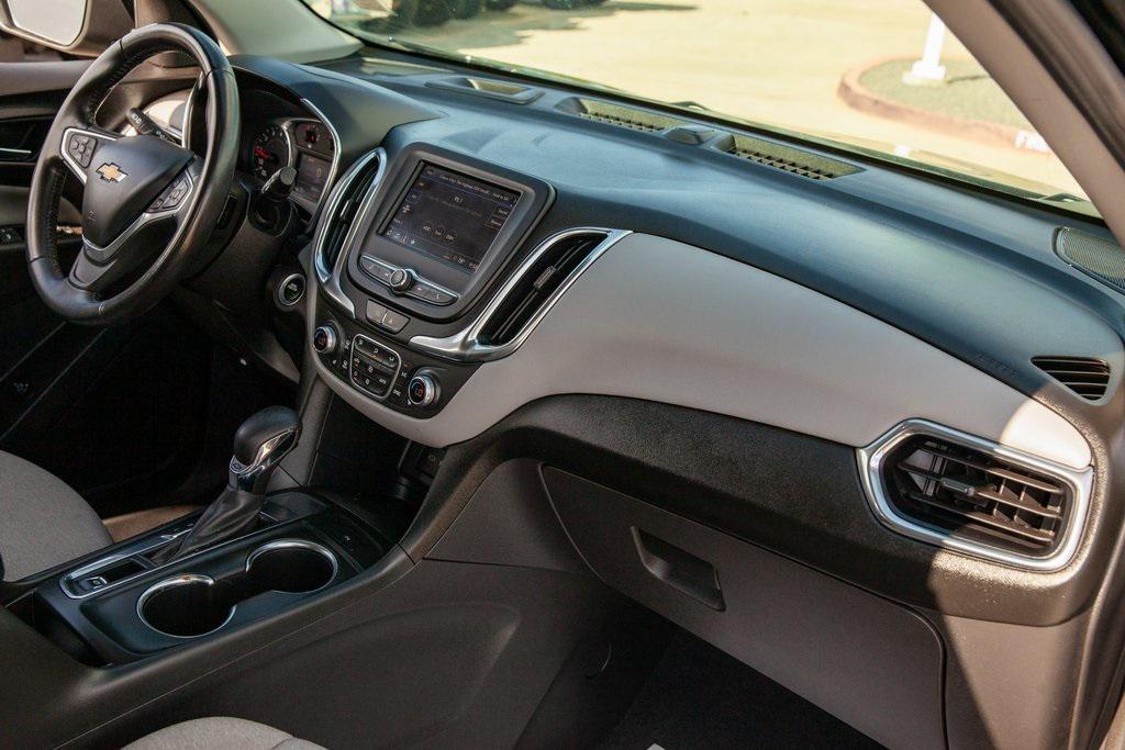 used 2022 Chevrolet Equinox car, priced at $17,950