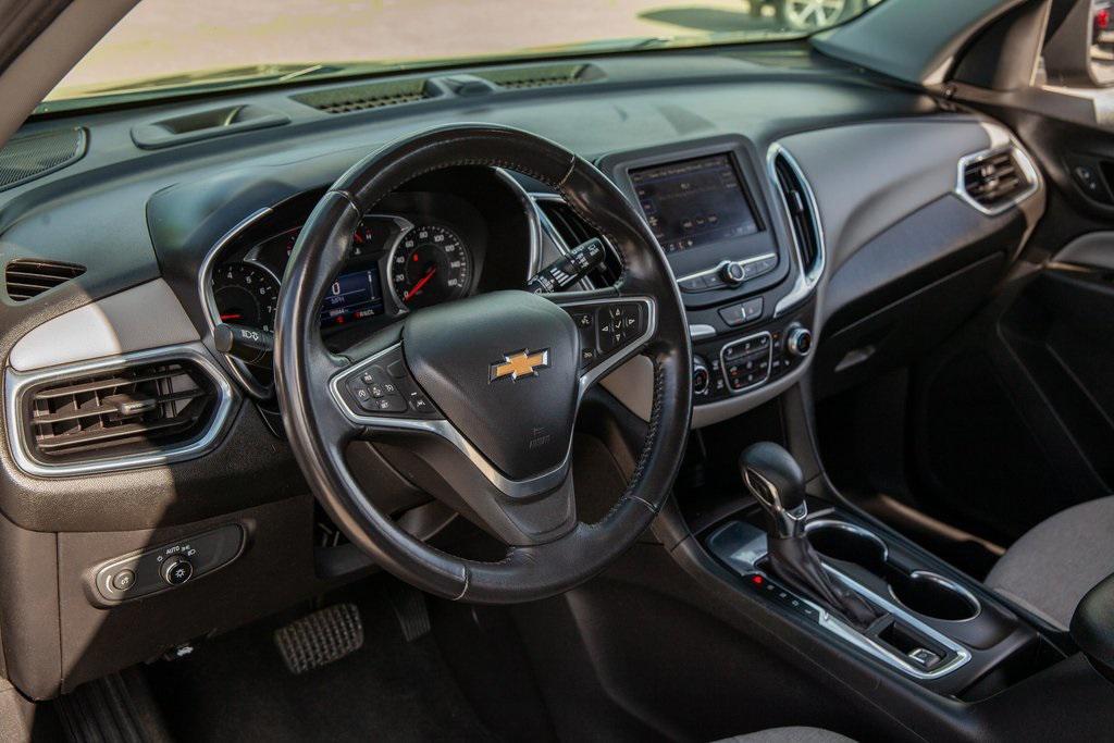 used 2022 Chevrolet Equinox car, priced at $17,950