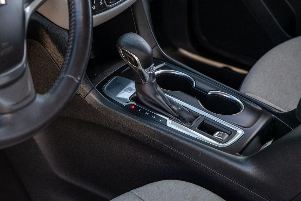 used 2022 Chevrolet Equinox car, priced at $17,950