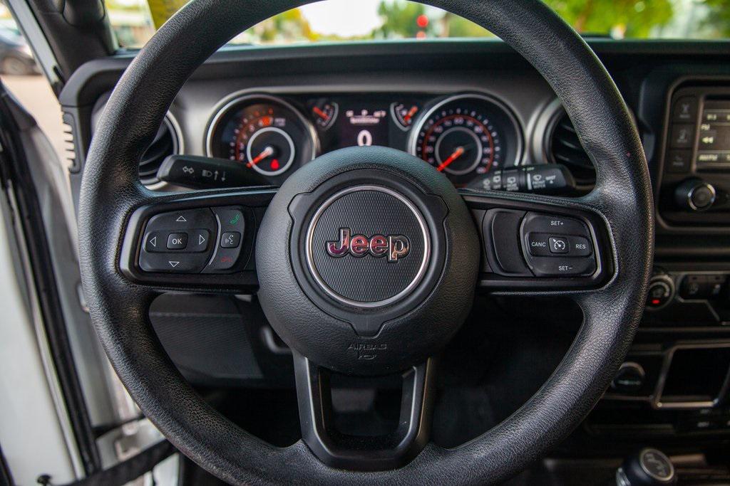 used 2018 Jeep Wrangler Unlimited car, priced at $29,950