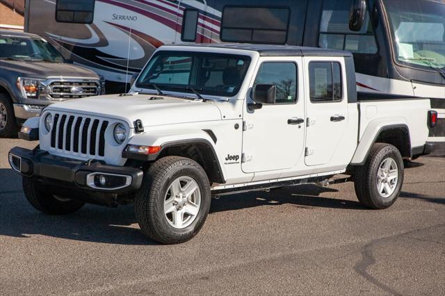 used 2022 Jeep Gladiator car, priced at $31,499