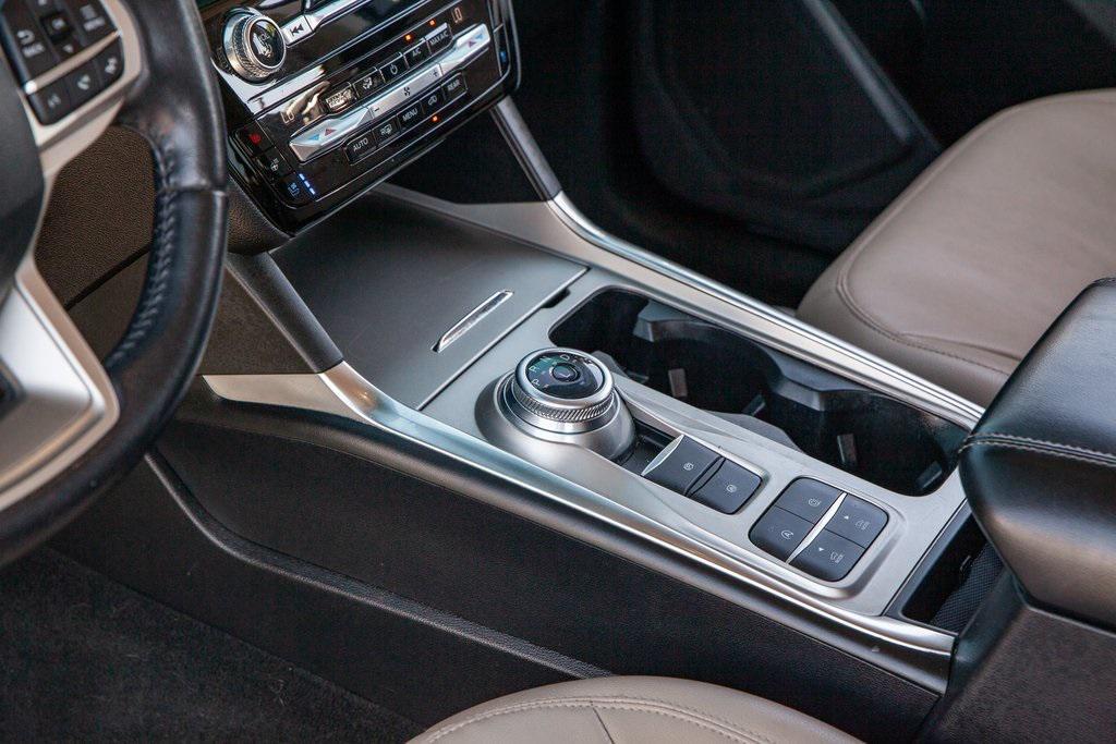 used 2021 Ford Explorer car, priced at $30,499