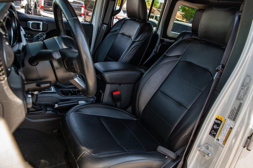 used 2022 Jeep Wrangler Unlimited car, priced at $37,499