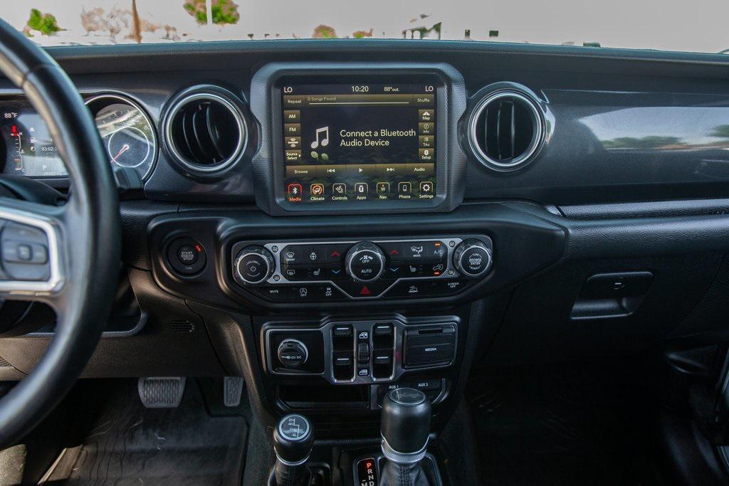 used 2022 Jeep Wrangler Unlimited car, priced at $37,499