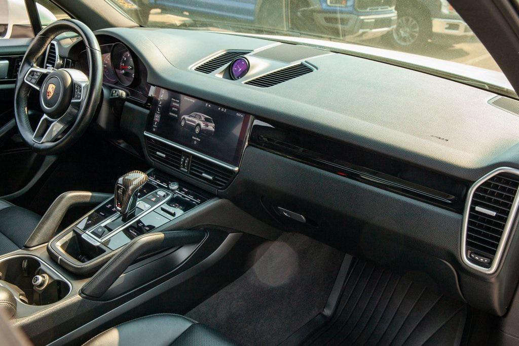 used 2020 Porsche Cayenne car, priced at $33,499